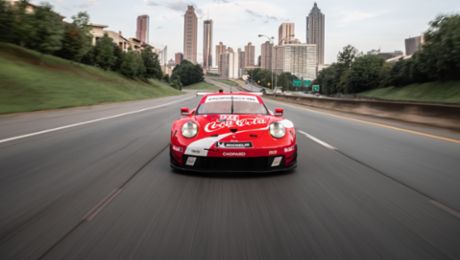 Highlight beim Saisonfinale: Porsche beim Petit Le Mans im Coca-Cola-Design
