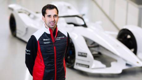 Neel Jani switching to the cockpit of a Formula E car